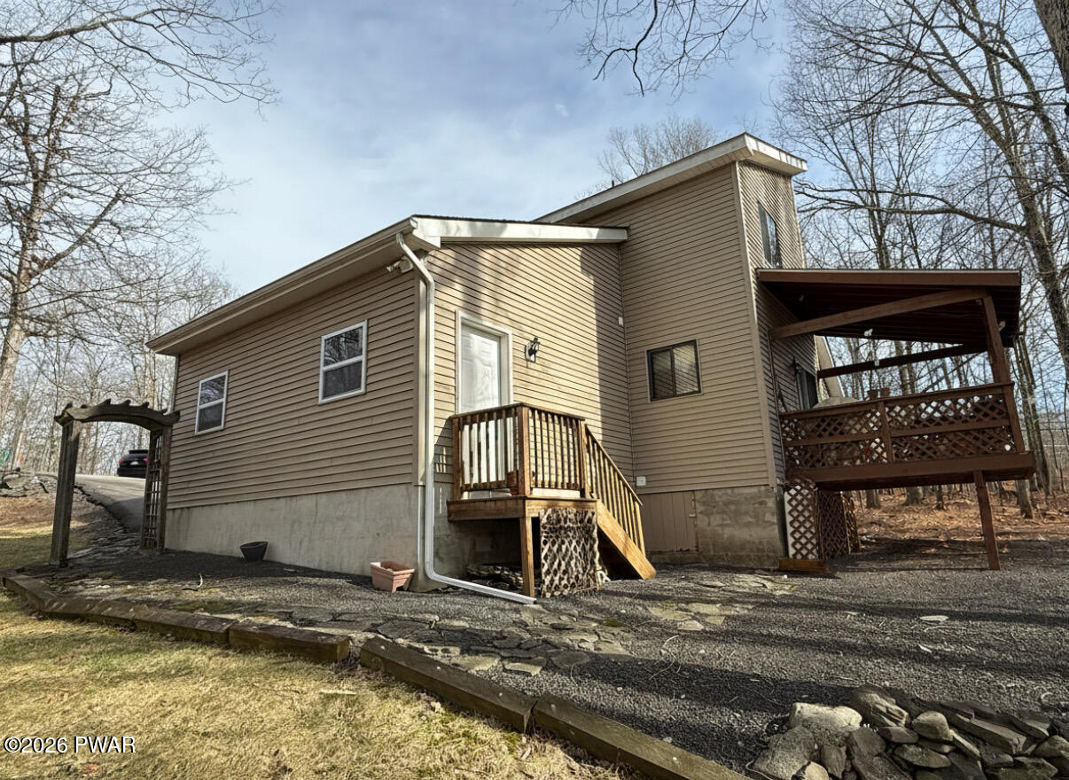 222 Bindale Road Tamiment, PA 18371 - Photo 32 of 33