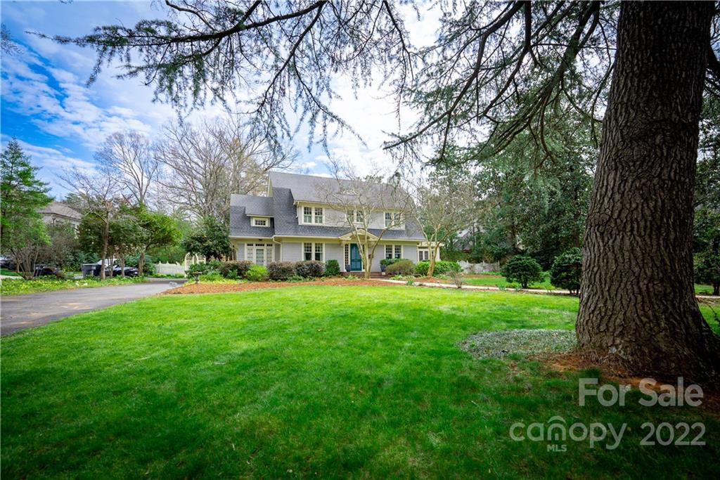 301 Hermitage Road Charlotte, NC 28207 - Photo 1 of 40 Gallery Image 1
