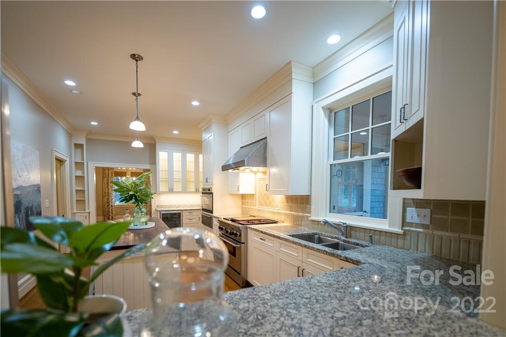 301 Hermitage Road Charlotte, NC 28207 - Photo 20 of 40 Gallery Image 20