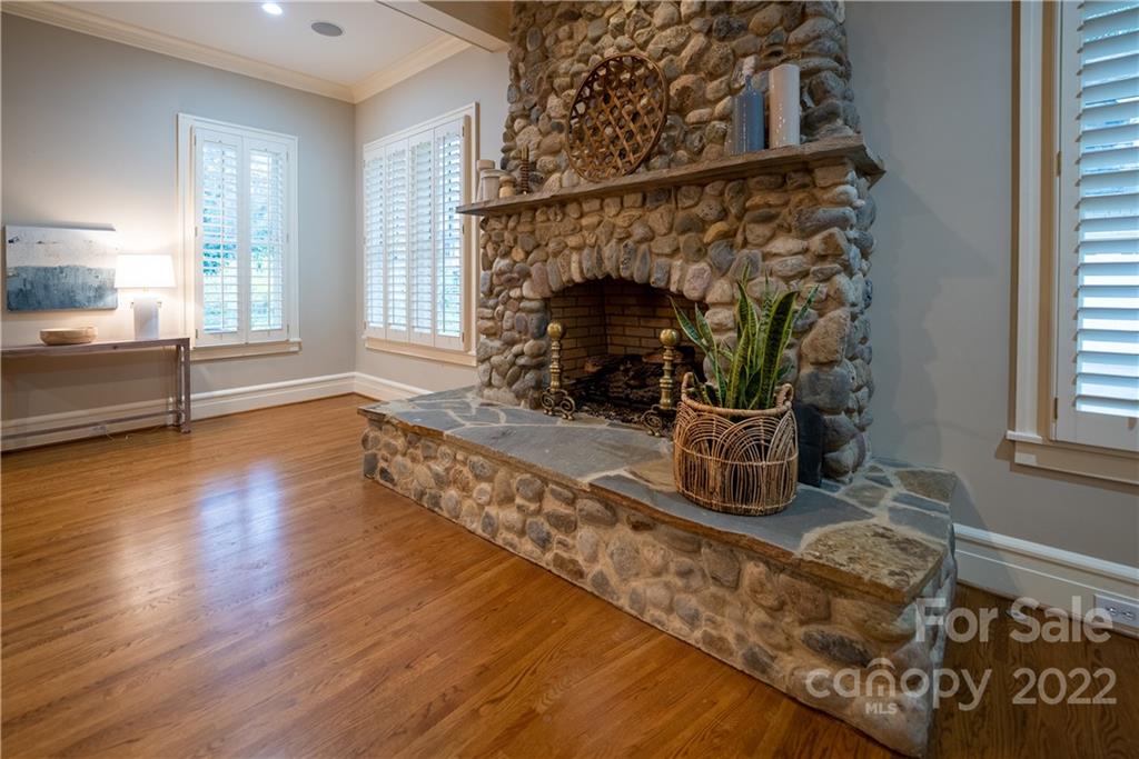 301 Hermitage Road Charlotte, NC 28207 - Photo 26 of 40 Gallery Image 26