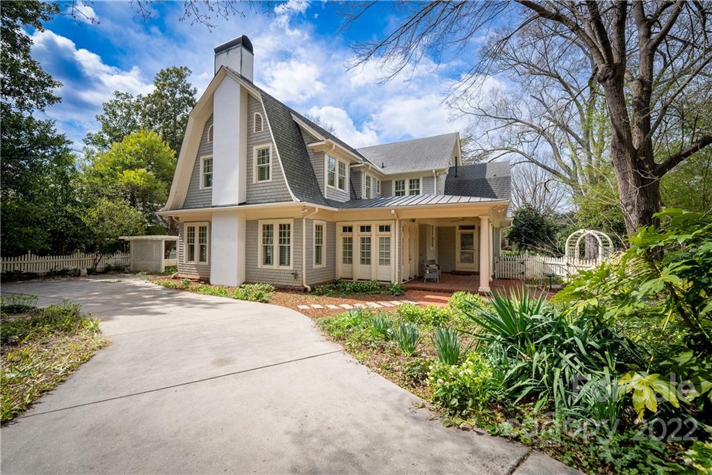 301 Hermitage Road Charlotte, NC 28207 - Photo 3 of 40 Gallery Image 3