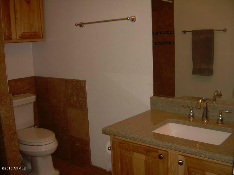 3464 East Rosa Lane Gilbert, AZ 85297 - Photo 20 of 32 Basement Bath2