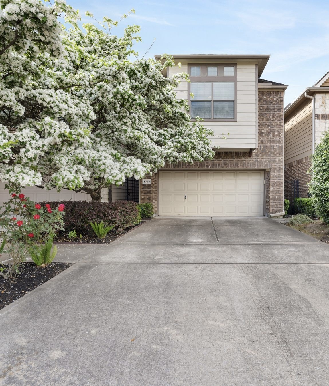 Large private driveway, 2 car garage, ample street parking and walkability to the best Houston Heights has to offer