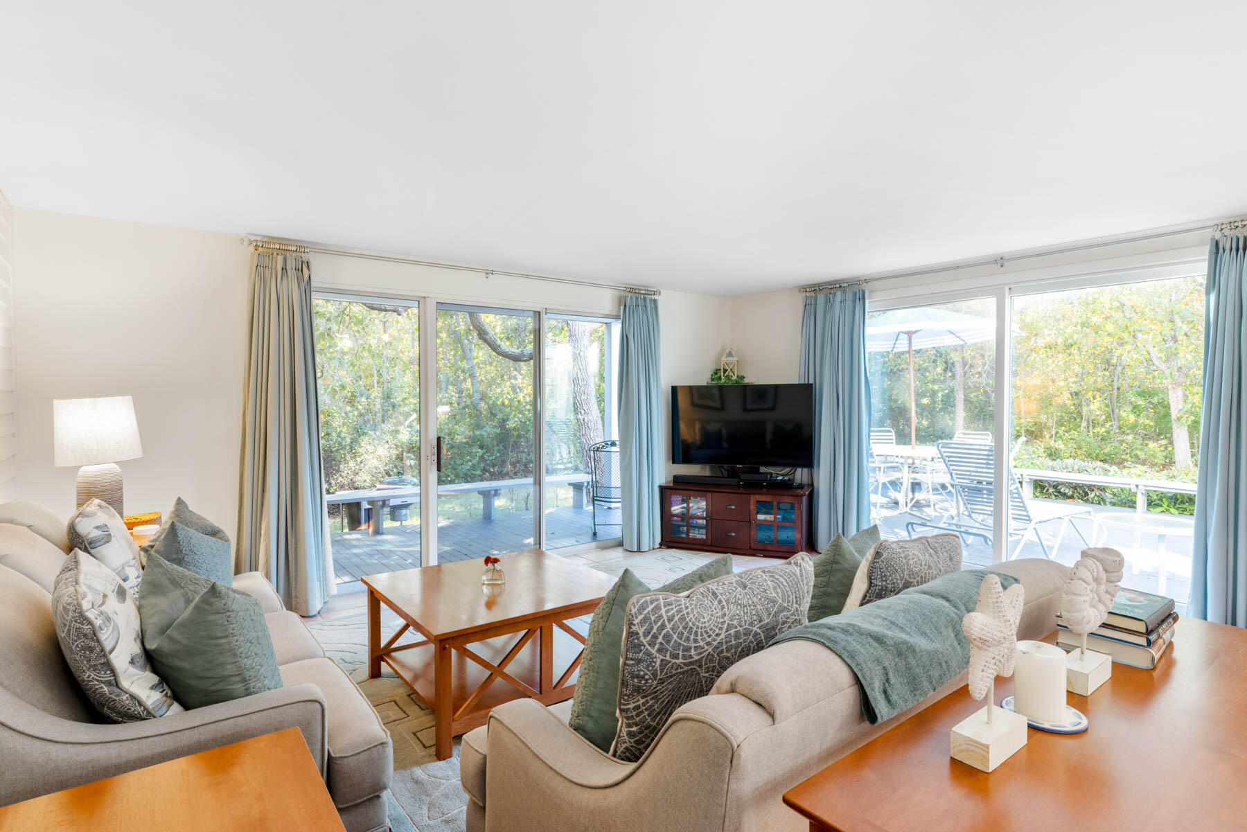 2 Mattakesett Bay Road, Unit M1 Edgartown, MA 02539 - Photo 4 of 28 2 Mattakesett Bay Road #M1-web-28