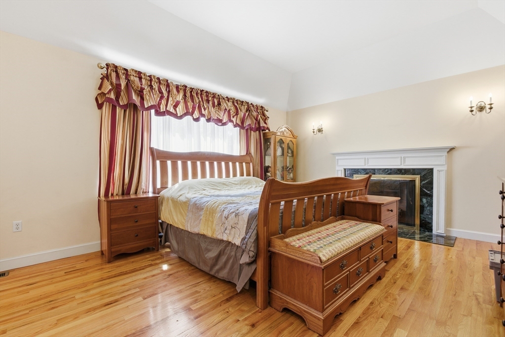 15 Long Pasture Road North Andover, MA 01845 - Photo 20 of 42