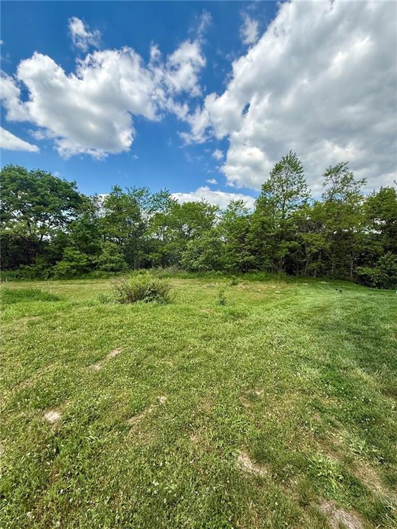 307 Mary Beth Drive Butler, PA 16001 - Photo 3 of 7