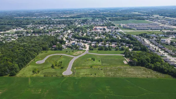 $150,400 | Winnipeg Street, Unit 108, Menasha, WI 54952