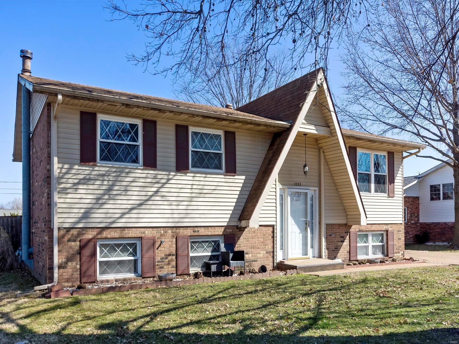 1232 Columbia Road Dupo, IL 62239 - Photo 1 of 1 Gallery Image 1