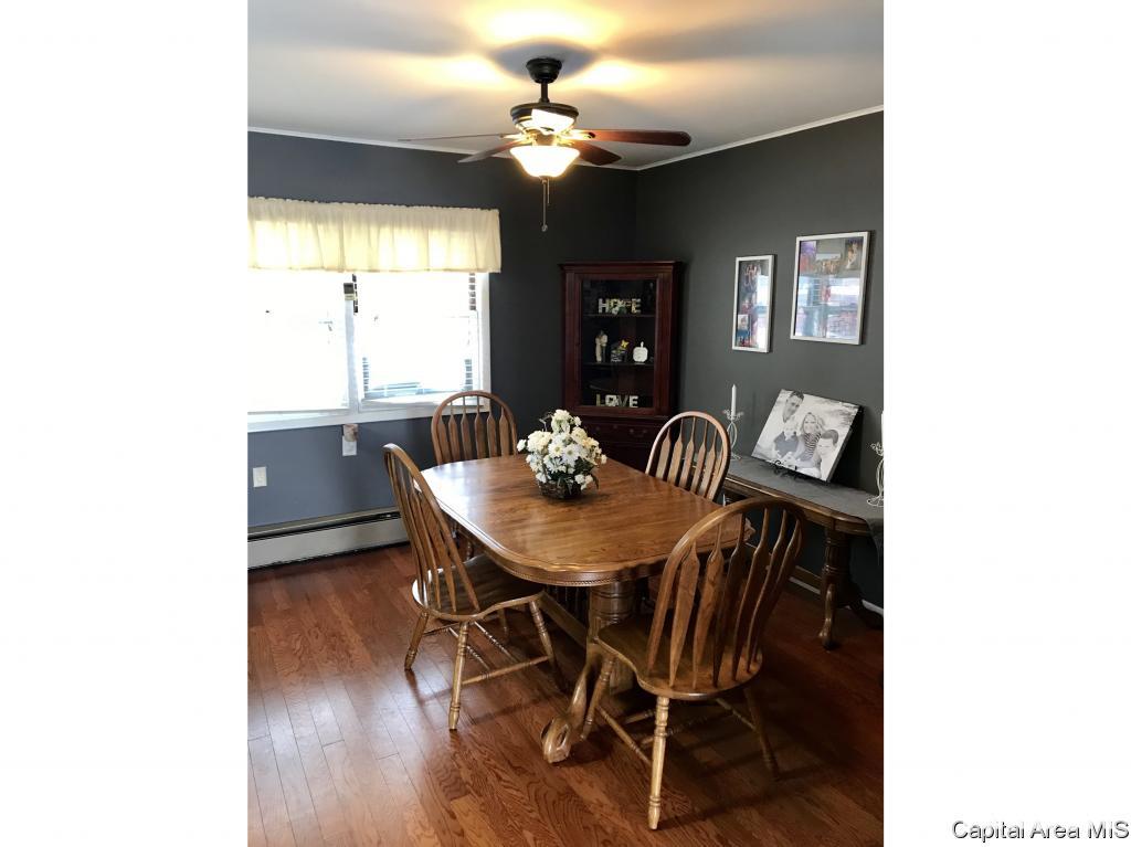 2017 Baldwin Road Jacksonville, IL 62650 - Photo 6 of 36