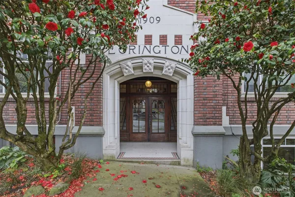 $263,000 | 1107 East Denny Way, Unit A5, Seattle, WA 98122