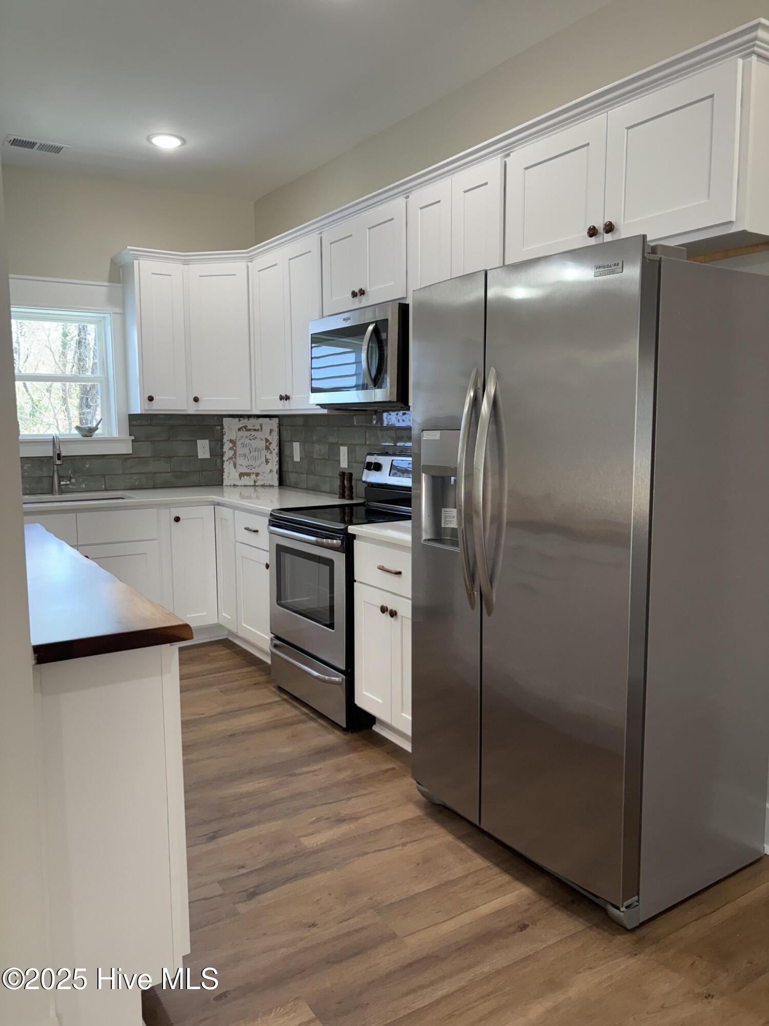 599 Bitmore Road Whiteville, NC 28472 - Photo 8 of 23 IMG_6041 (1)