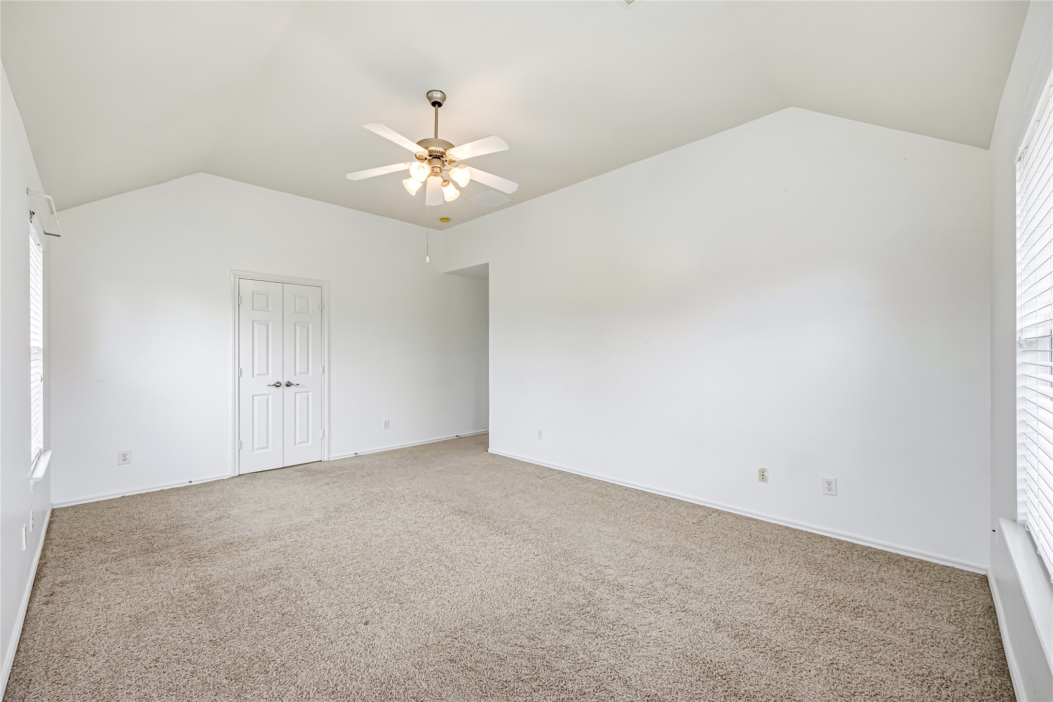 3643 Avalon Spring Lane Spring, TX 77386 - Photo 26 of 40 Primary Bedroom
