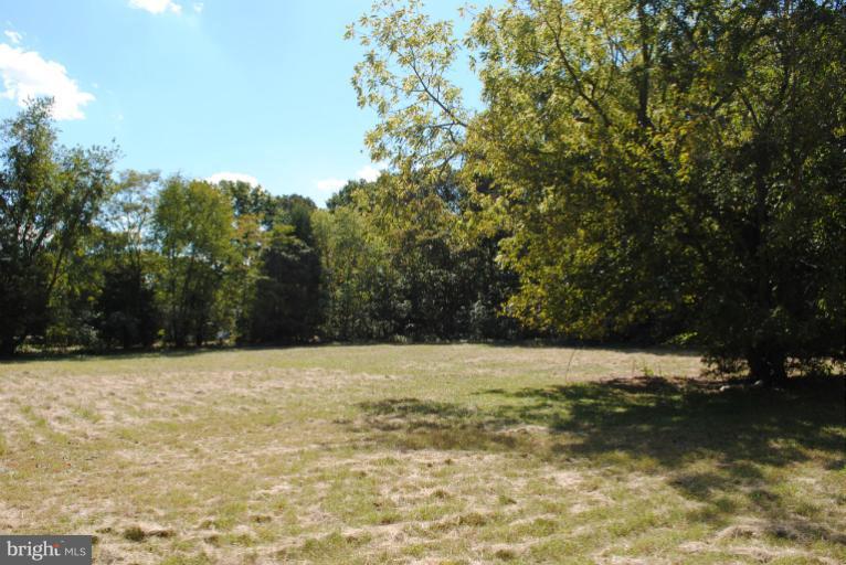 400 4th Street Crumpton, MD 21628 - Photo 1 of 2 Exterior (General)