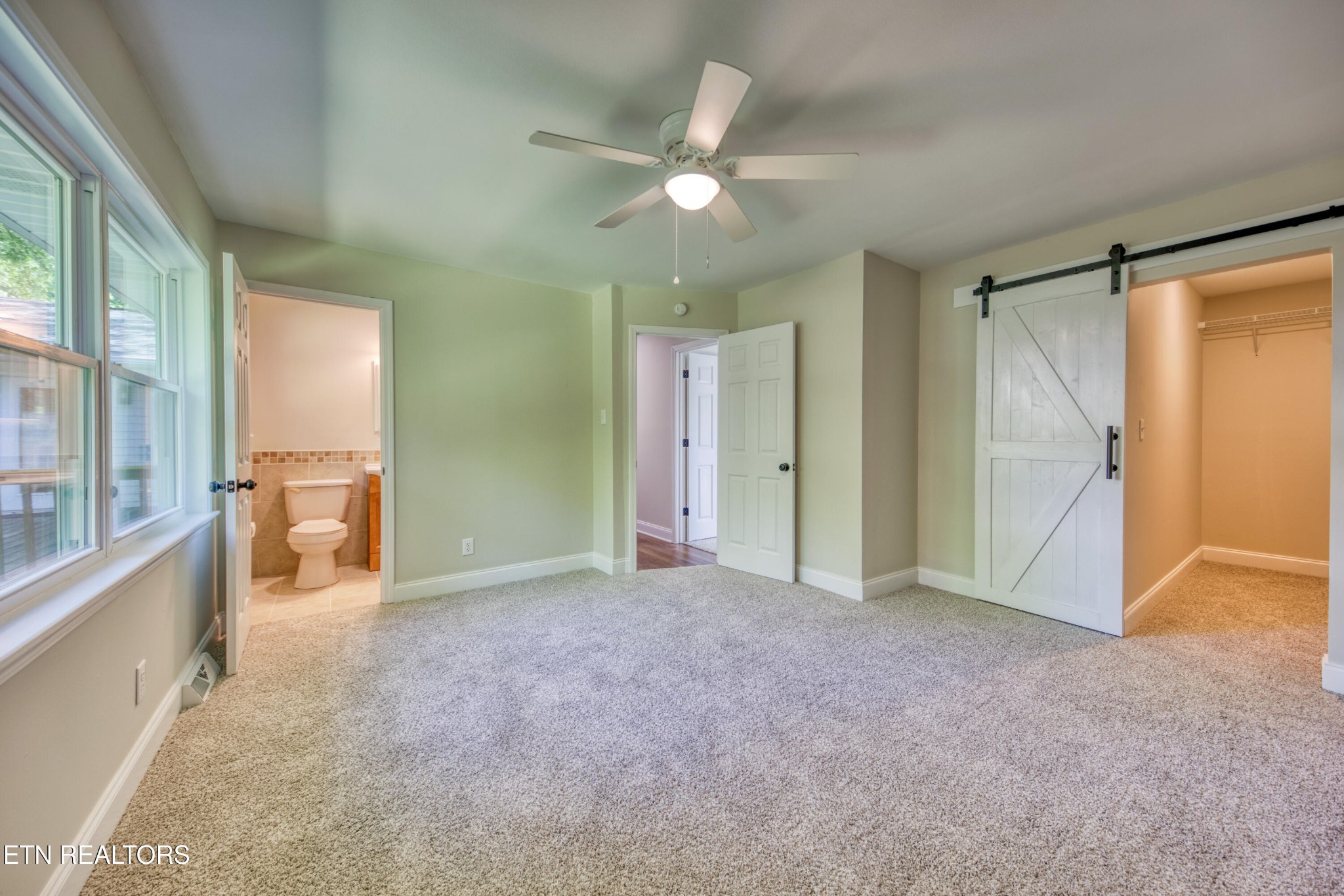 441 East Kingsgate Road Farragut, TN 37934 - Photo 4 of 35 Gallery Image 4