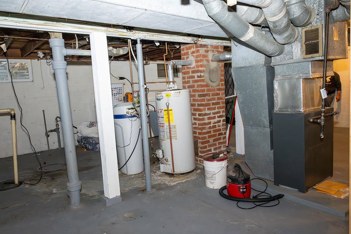 503 West 2nd Street Byron, IL 61010 - Photo 47 of 56 a view of a room with gym equipment