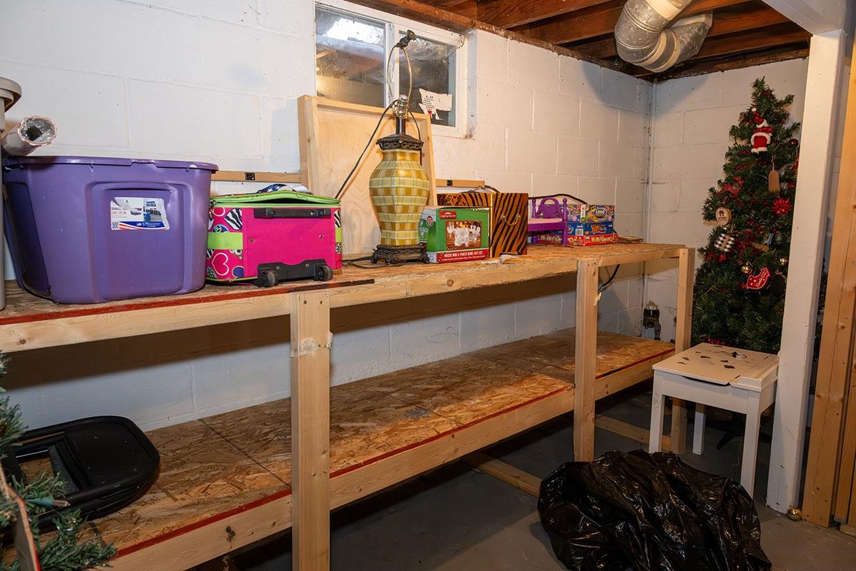 503 West 2nd Street Byron, IL 61010 - Photo 51 of 56 a room with musical instruments