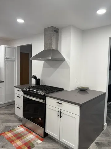 $411,971 | 5681 Houghten Drive, Troy, MI 48098