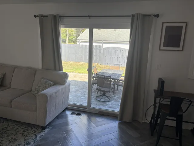 $411,971 | 5681 Houghten Drive, Troy, MI 48098