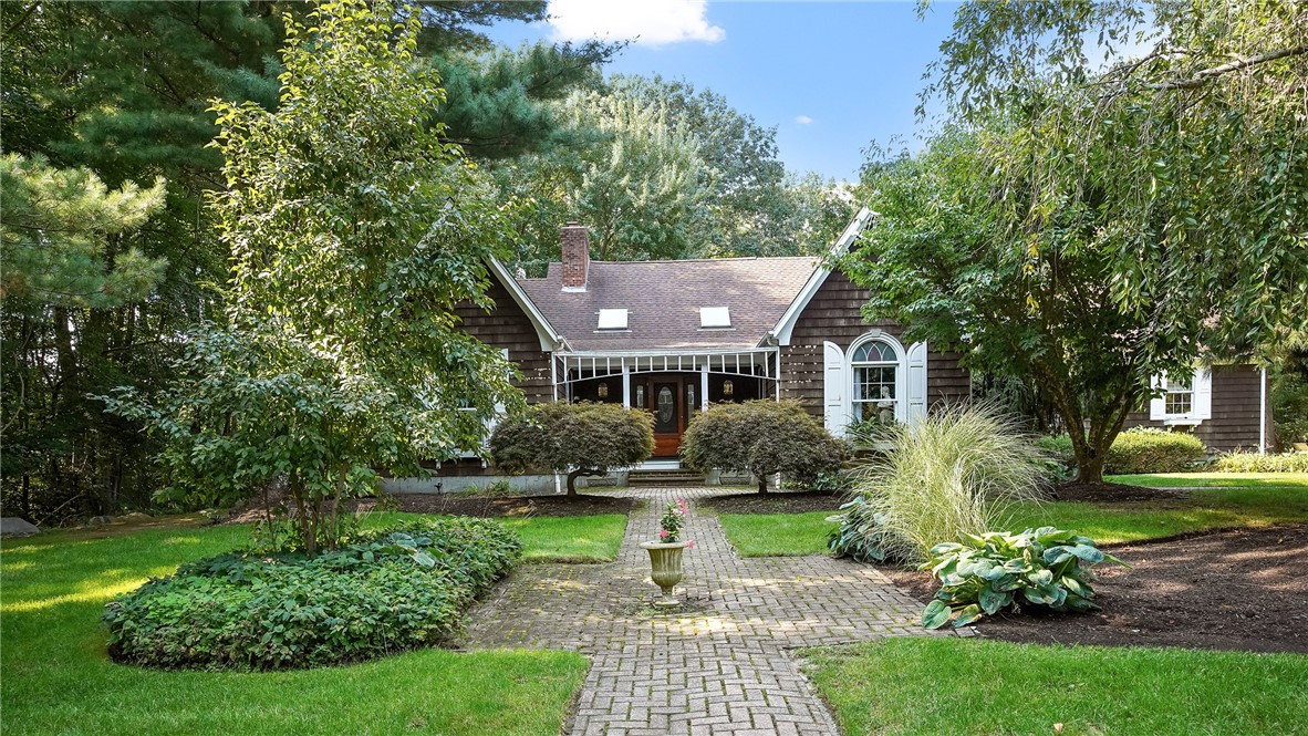141 Rome Drive Cranston, RI 02921 - Photo 1 of 29 Gallery Image 1