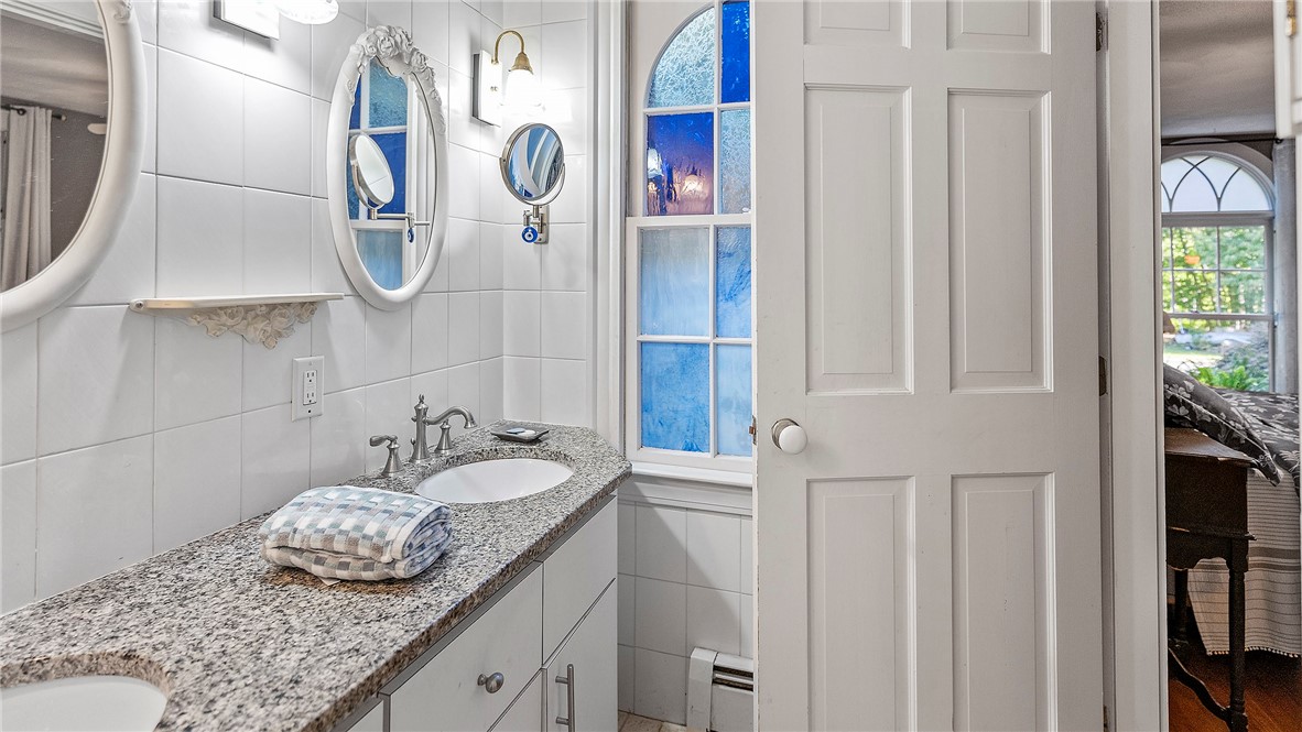 141 Rome Drive Cranston, RI 02921 - Photo 15 of 29 Gallery Image 15