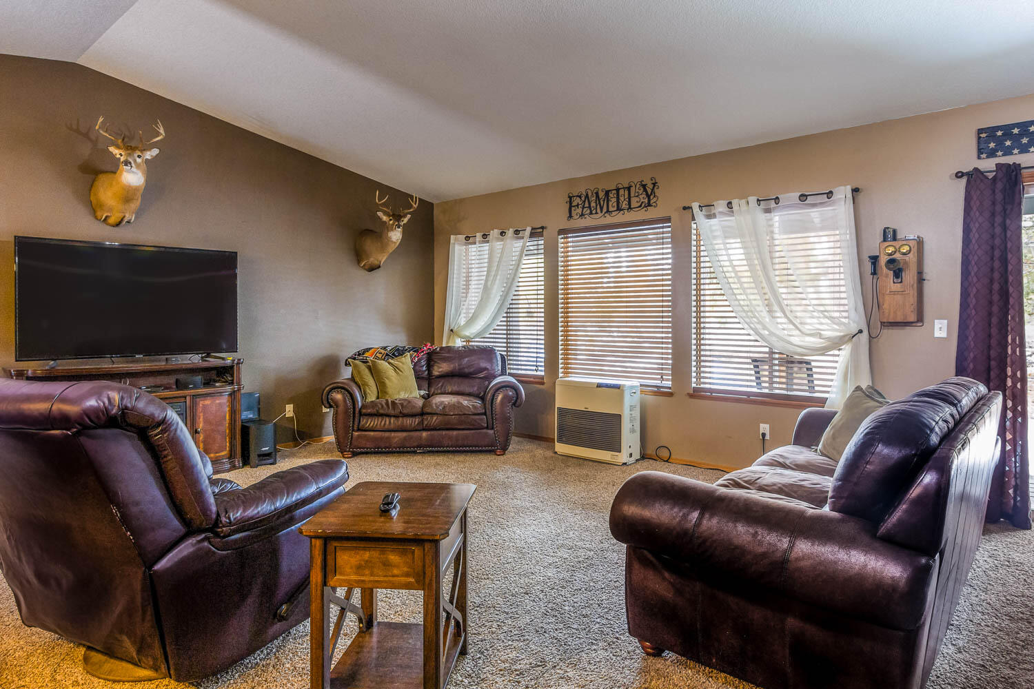52485 Ammon Road La Pine, OR 97739 - Photo 12 of 32 52485-Ammon-Rd-3-22-2021-16