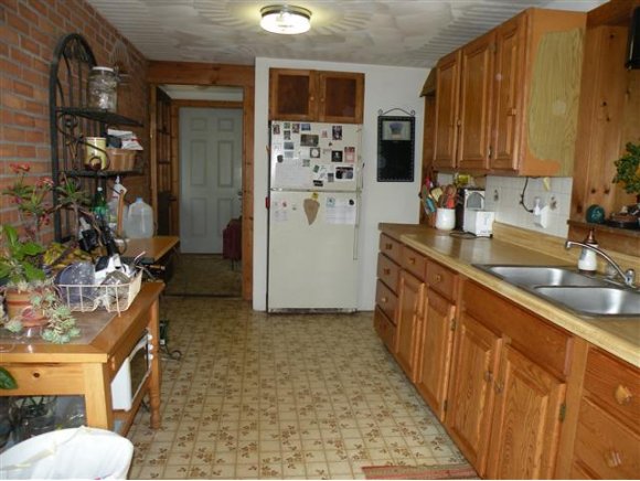 682 King Road Greene, NY 13778 - Photo 10 of 24 Gallery Image 10