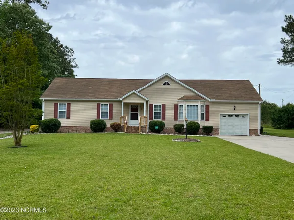 $2,300 | 3345 West Main Street Extension, Elizabeth City, NC 27909