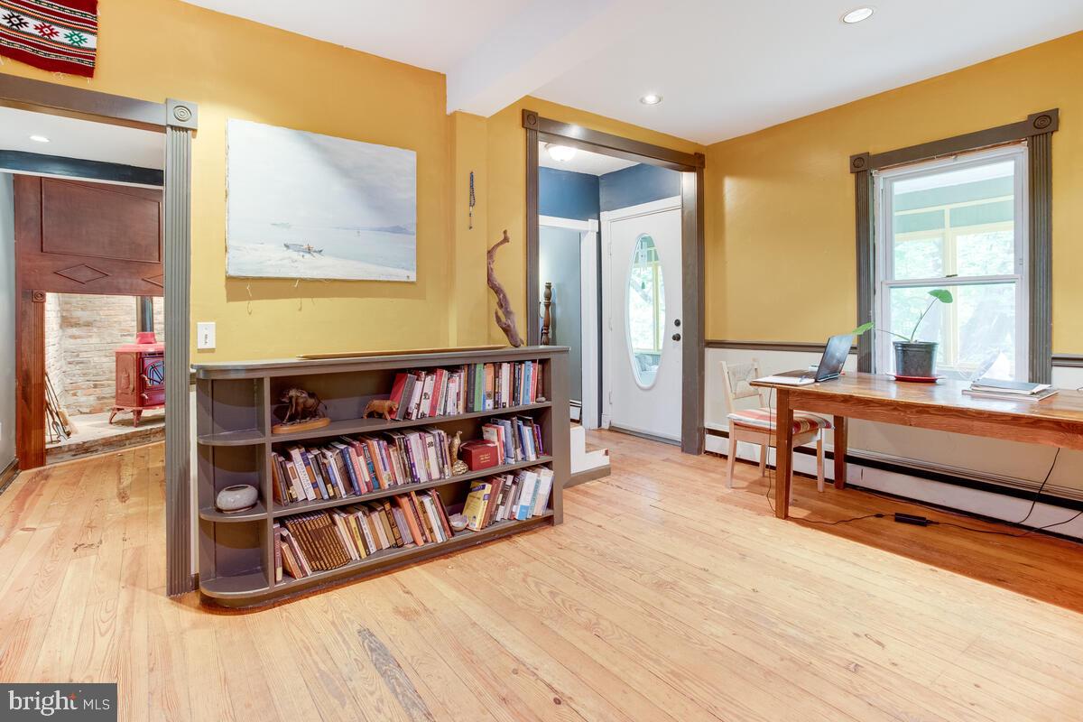 5010 Green Valley Road Monrovia, MD 21770 - Photo 9 of 34 Gallery Image 9