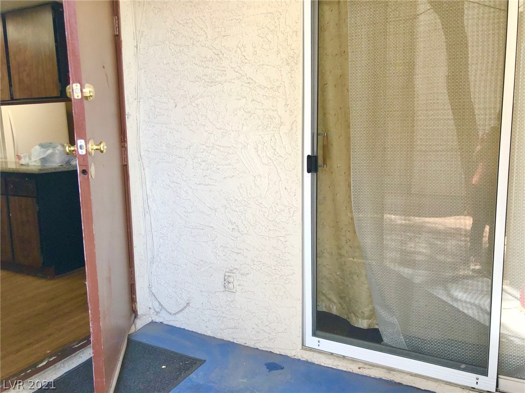 4454 West Desert Inn Road, Unit A Las Vegas, NV 89102 - Photo 35 of 49 Gallery Image 35