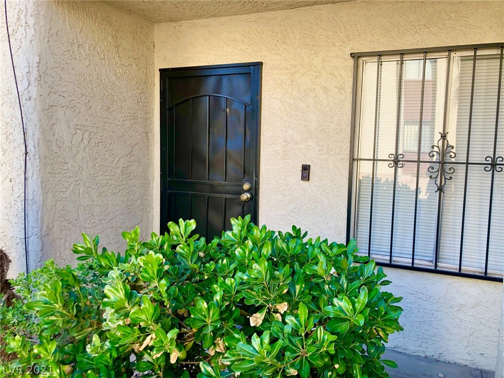 4454 West Desert Inn Road, Unit A Las Vegas, NV 89102 - Photo 7 of 49 Gallery Image 7