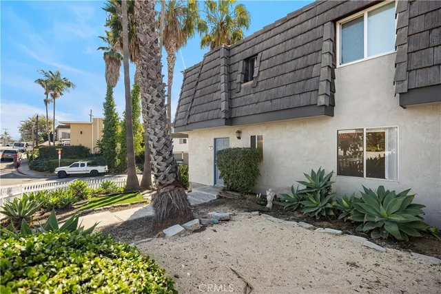 $3,195 | 803 Calle Puente, Unit A, San Clemente, CA 92672