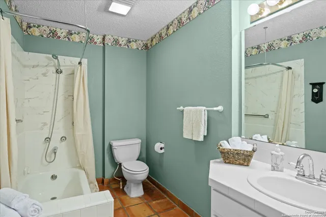 $1,500,000 | Undisclosed Address, Camp Wood, TX 78833