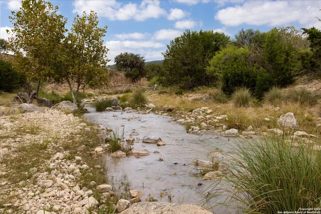 $1,500,000 | Undisclosed Address, Camp Wood, TX 78833