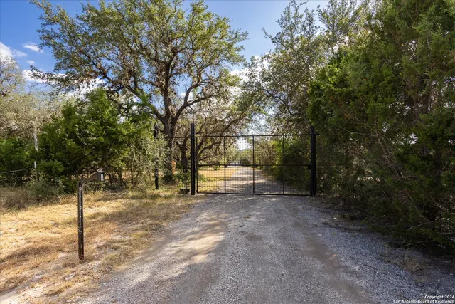 $1,500,000 | Undisclosed Address, Camp Wood, TX 78833