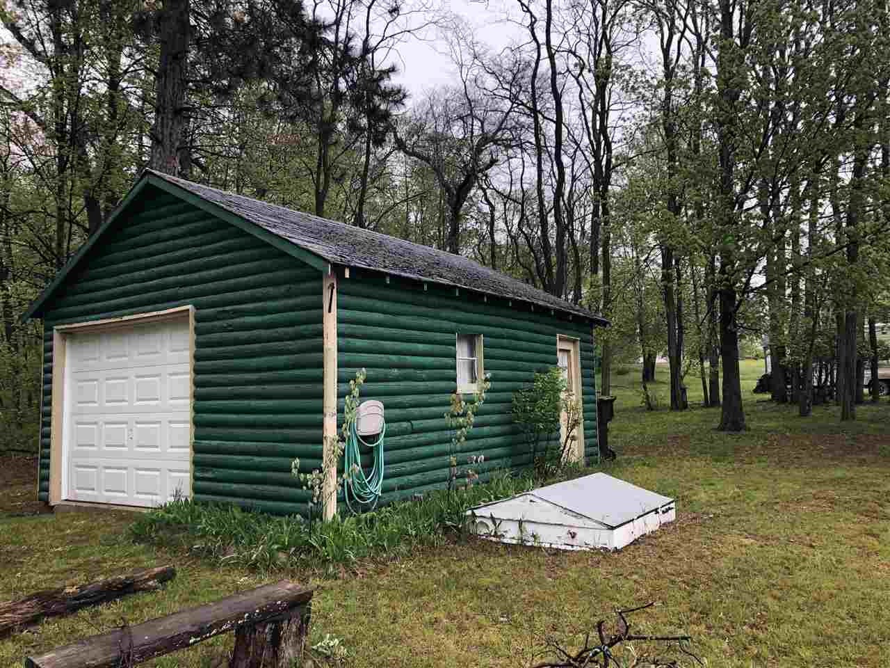 9601 East Madison Road St. Helen, MI 48656 - Photo 5 of 25 Gallery Image 5