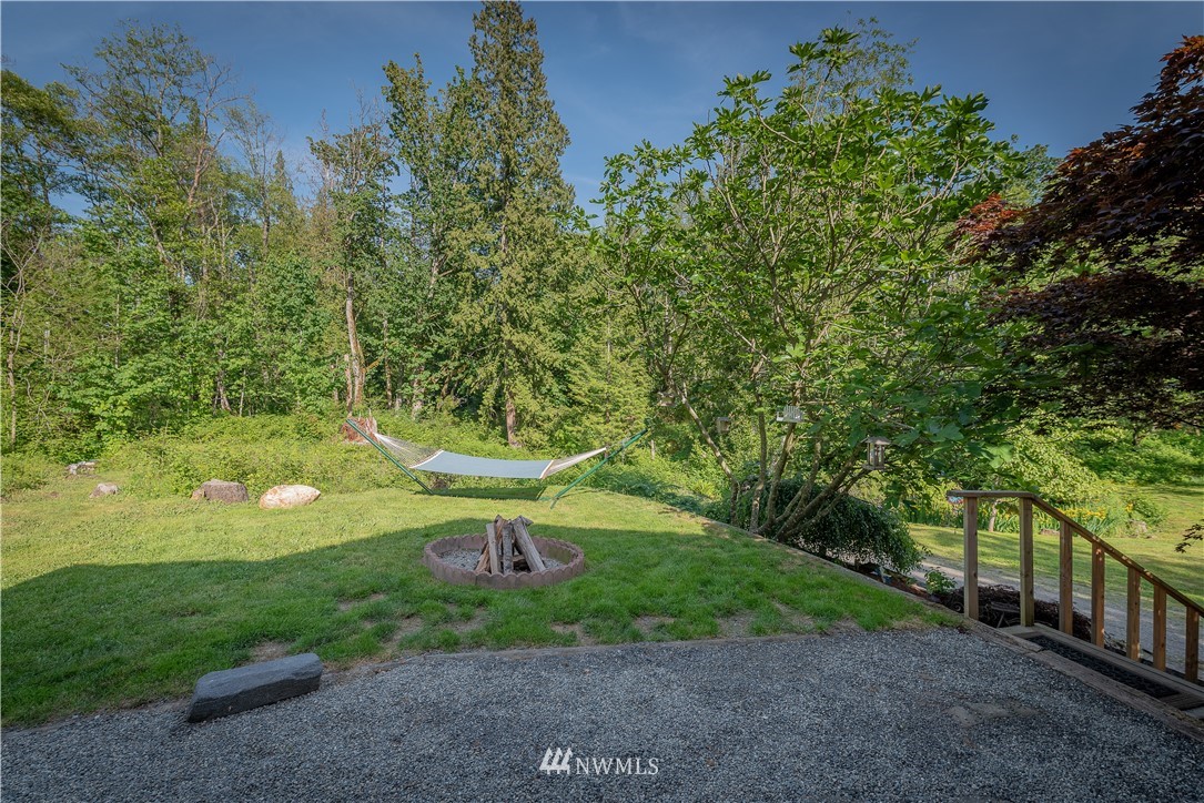 3635 H Street Road Blaine, WA 98230 - Photo 16 of 16 a view of a backyard