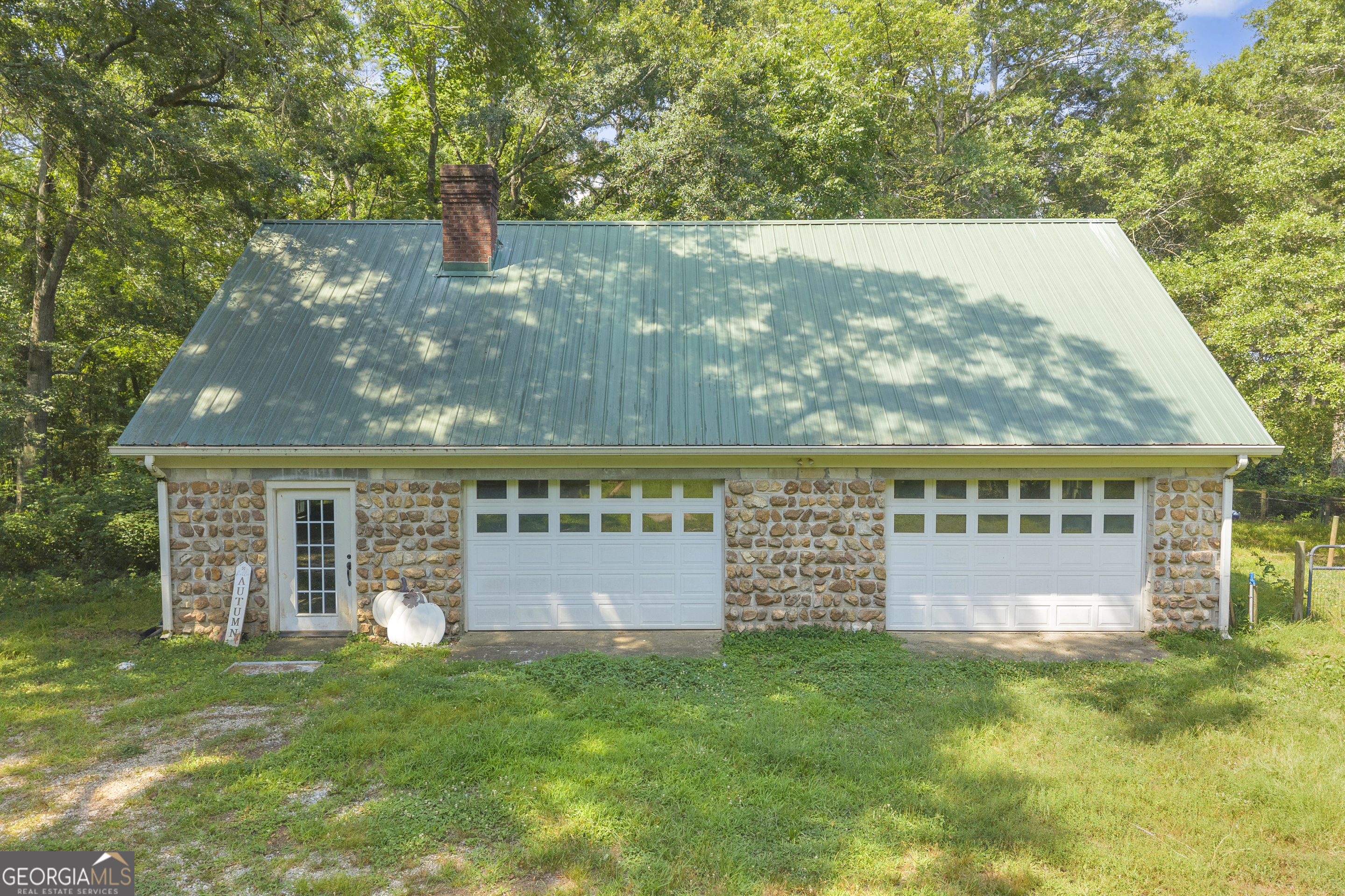919 Arnold Bottoms Road Comer, GA 30629 - Photo 3 of 76