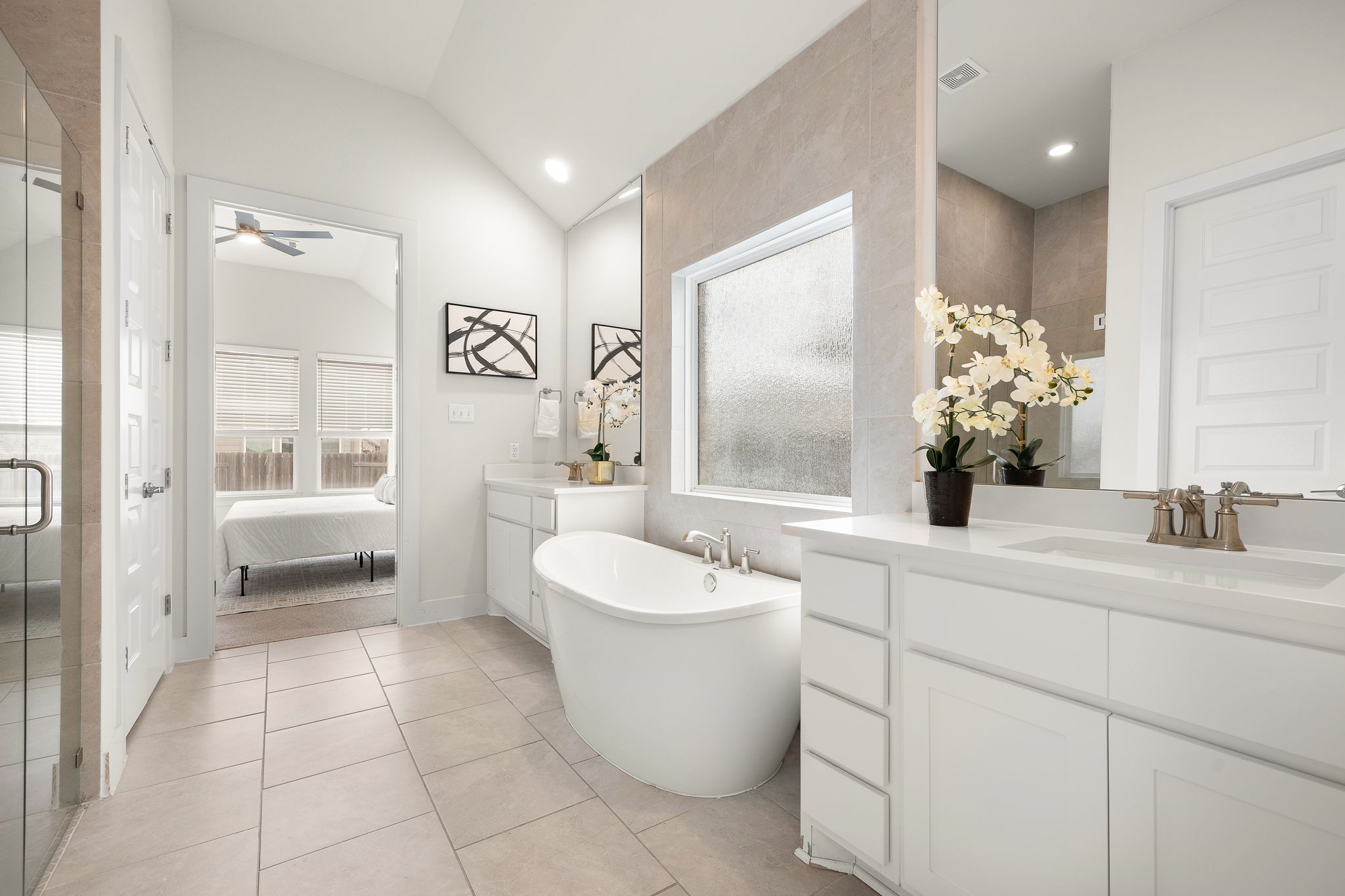 20904 Carries Ranch Road Pflugerville, TX 78660 - Photo 23 of 33 a bathroom with a sink a toilet and shower