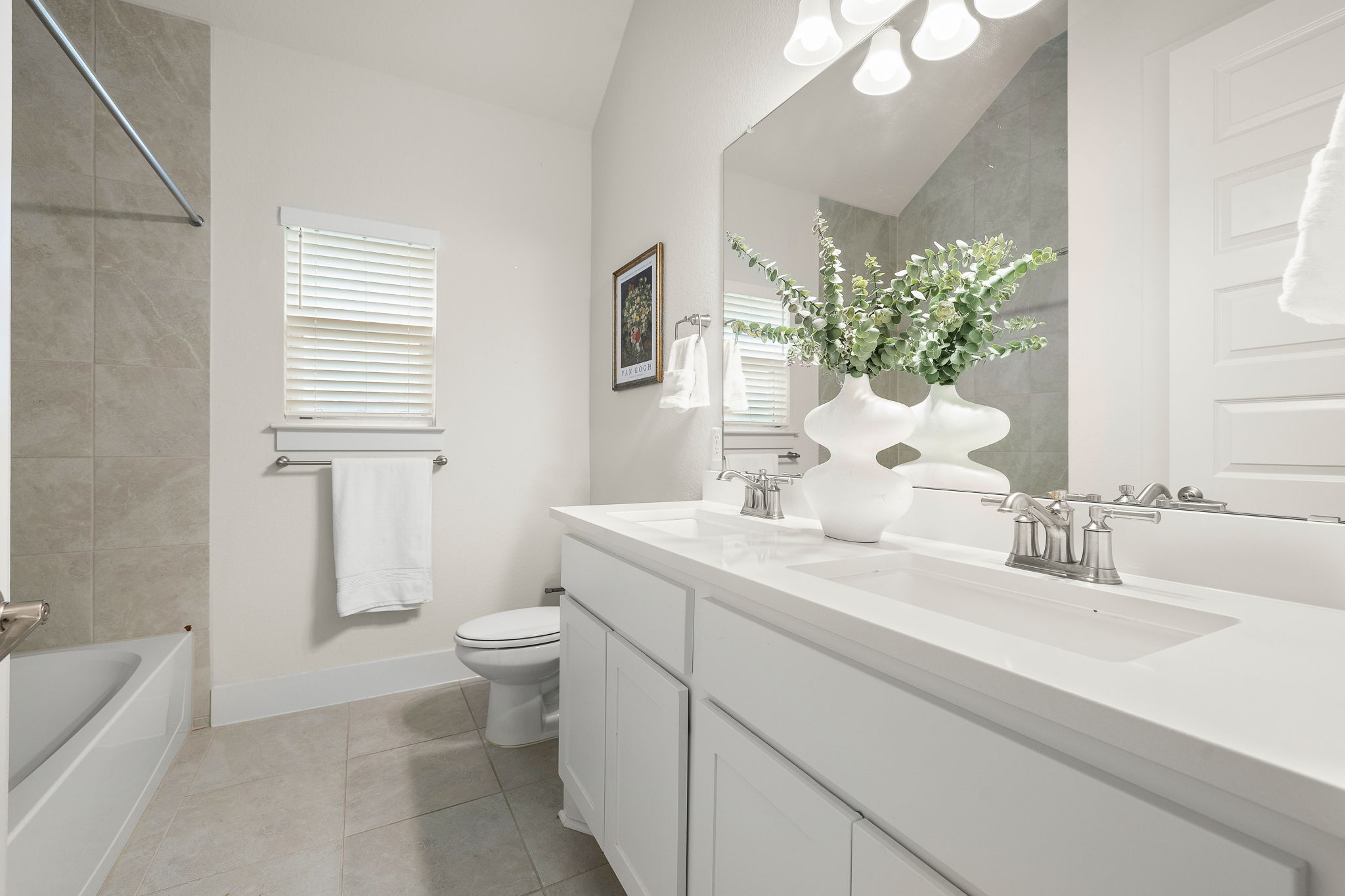 20904 Carries Ranch Road Pflugerville, TX 78660 - Photo 26 of 33 a bathroom with a sink a toilet and shower