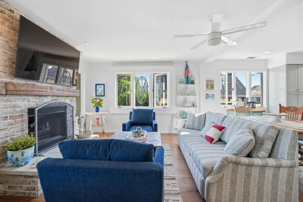 $9,000 | 1210 7th Street, Coronado, CA 92118