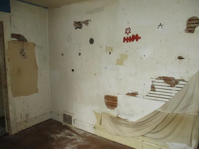 $69,900 | 428 Bates Street, Jackson, MI 49202