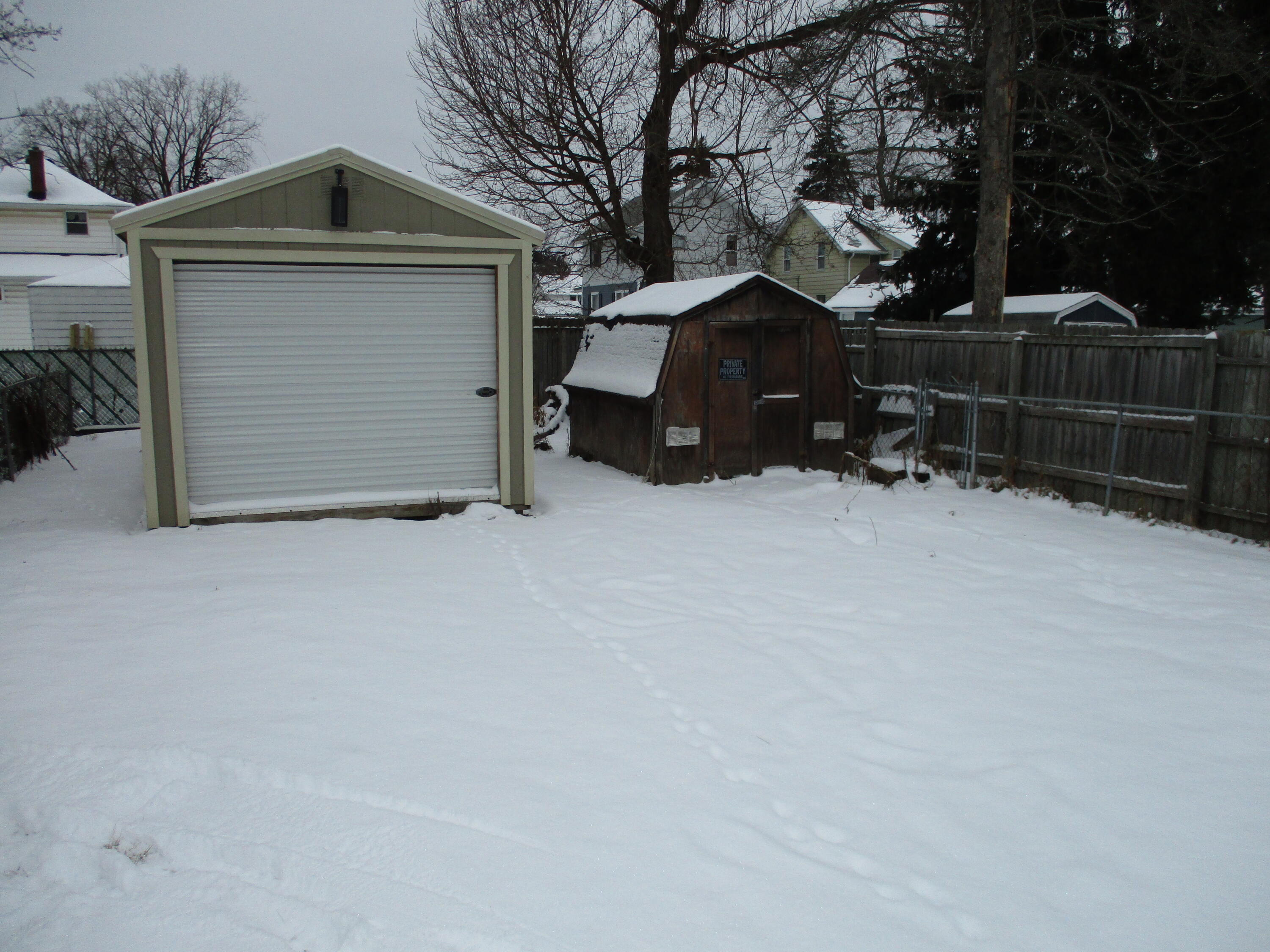 428 Bates Street Jackson, MI 49202 - Photo 38 of 43 35