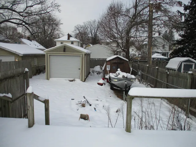 $69,900 | 428 Bates Street, Jackson, MI 49202