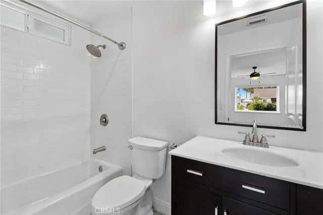 $5,200 | 15519 Gerkin Avenue, Lawndale, CA 90260