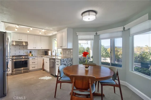 $620,000 | 40581 VÃa Amapola, Murrieta, CA 92562