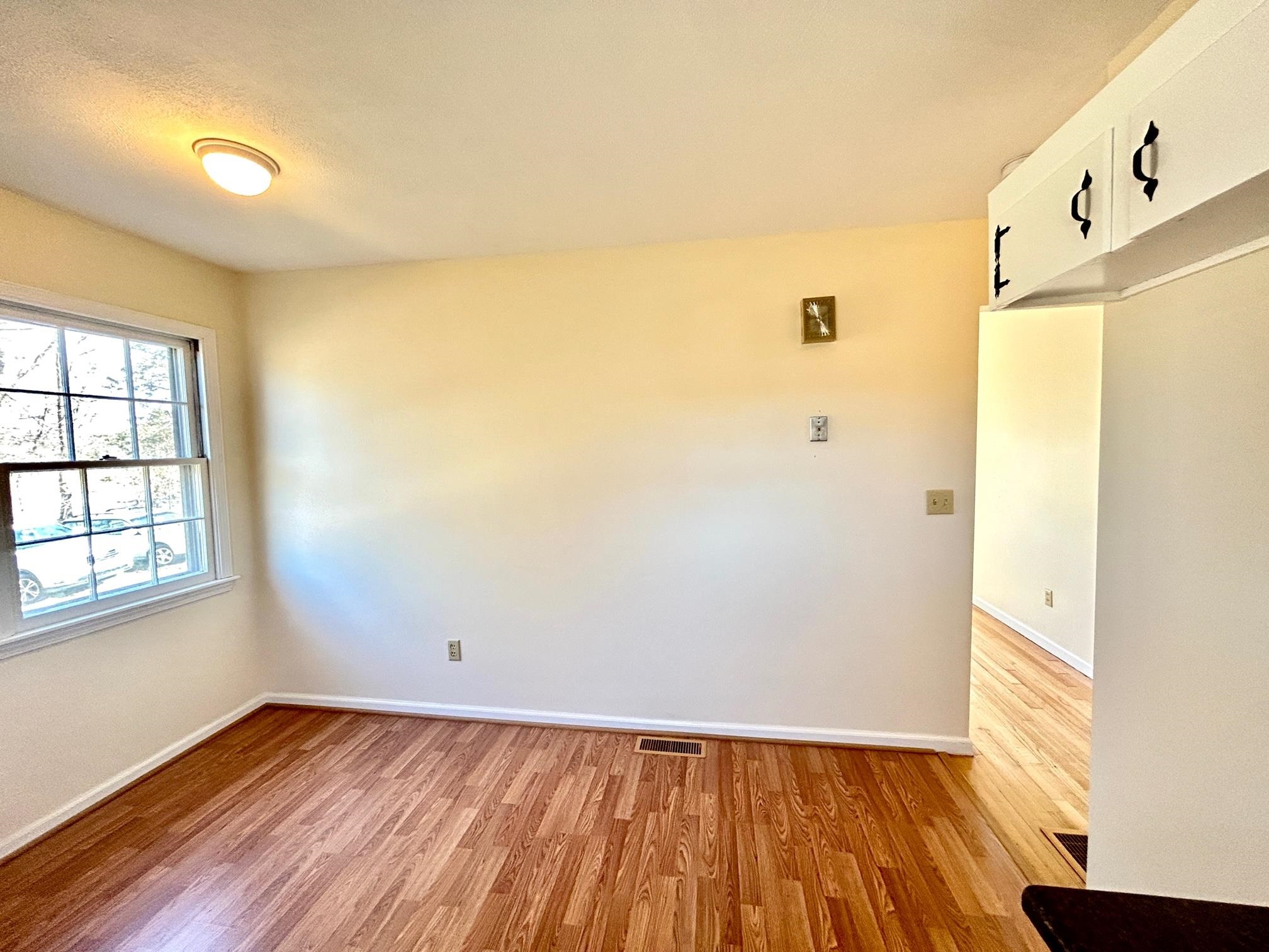 34 Lamprey Road Kensington, NH 03844 - Photo 12 of 35 Gallery Image 12