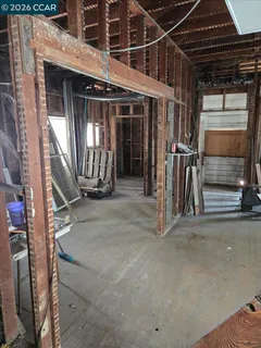$300,000 | 161 South 3rd Avenue, Oakdale, CA 95361