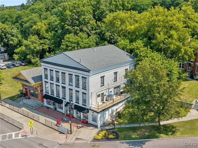 $1,500,000 | 100 Brooklea Drive, Manlius, NY 13066