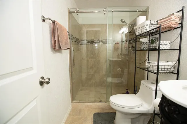 $2,700 | 11850 High Valley Drive, Dallas, TX 75234