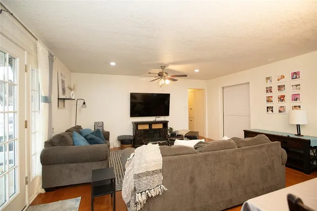 $2,700 | 11850 High Valley Drive, Dallas, TX 75234